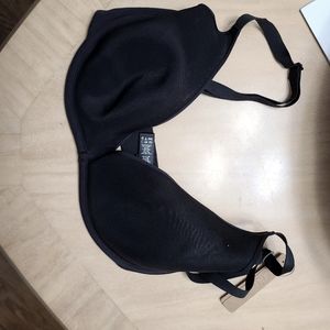 Skims 34DD Black Bra NWT
